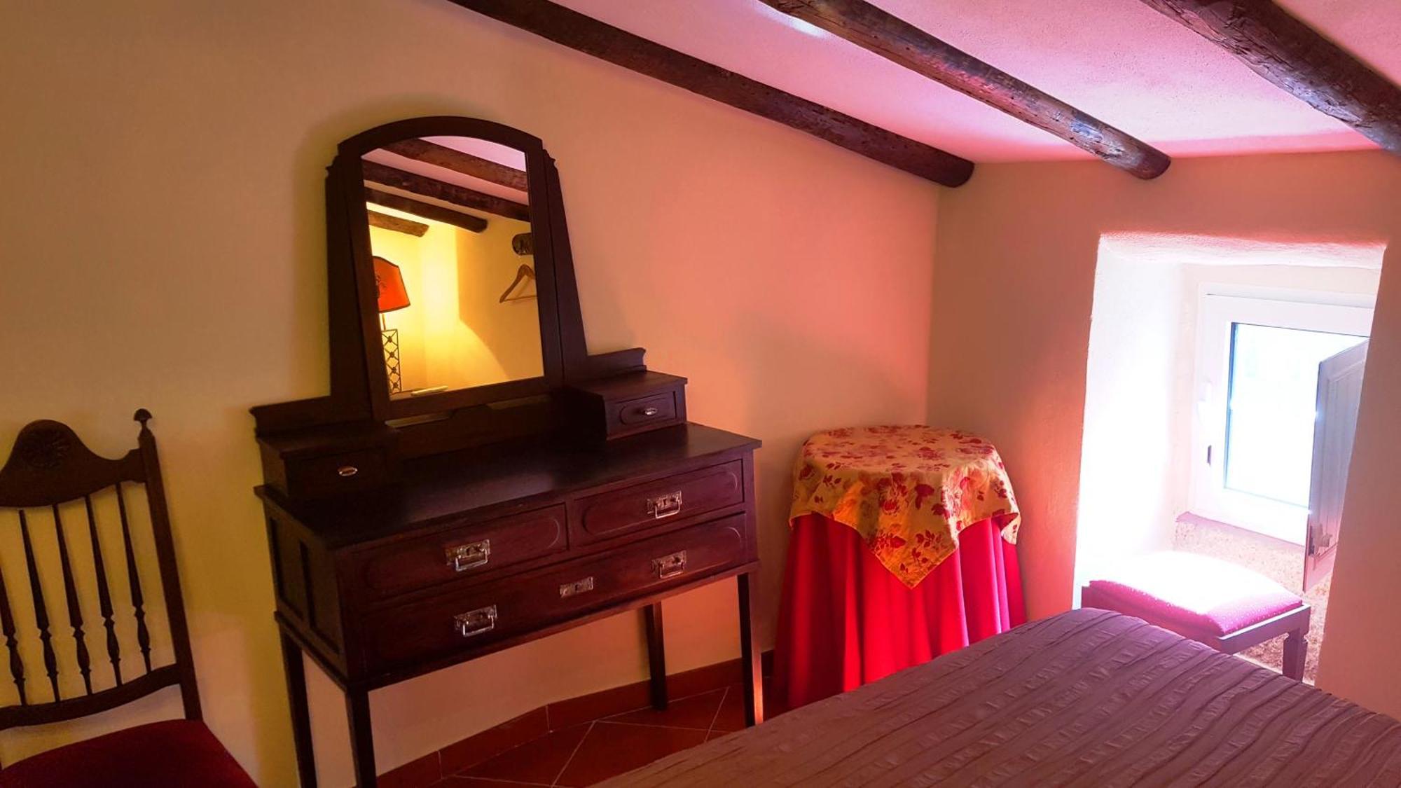 Casa Do Castello Monsanto Bed & Breakfast Room photo